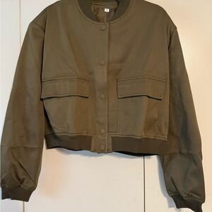 NEW Cropped Jacket Sz Large